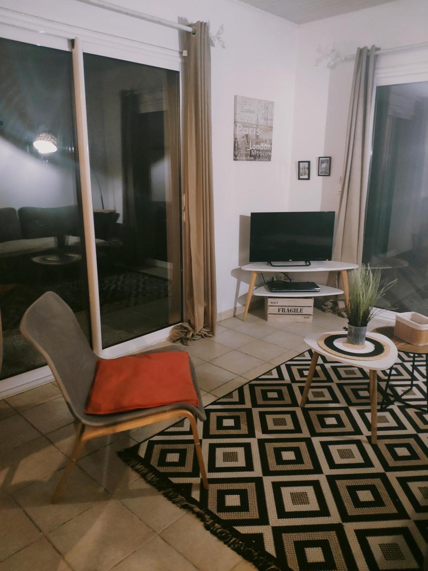 Maison 3 Etoiles Avec Piscine Et Jacuzzi Exterieur Pres De Sarlat Saint-Vincent-le-Paluel Buitenkant foto